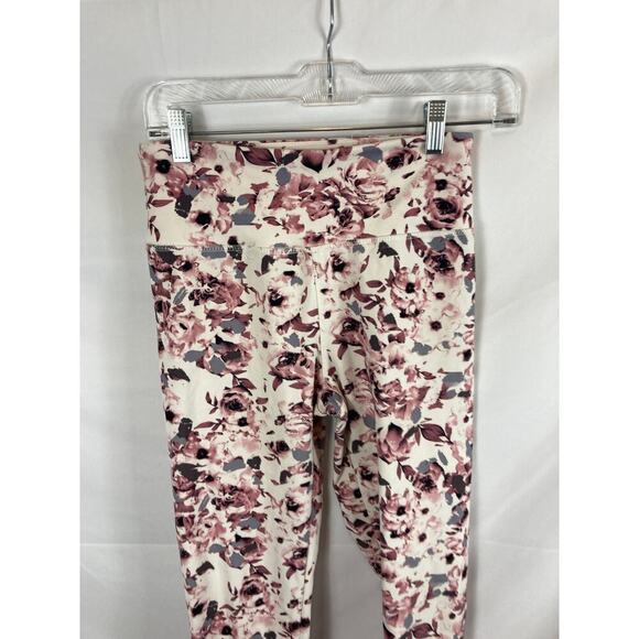 Marika Floral Patterned Athletic Leggings Size Medium - Picture 2 of 7